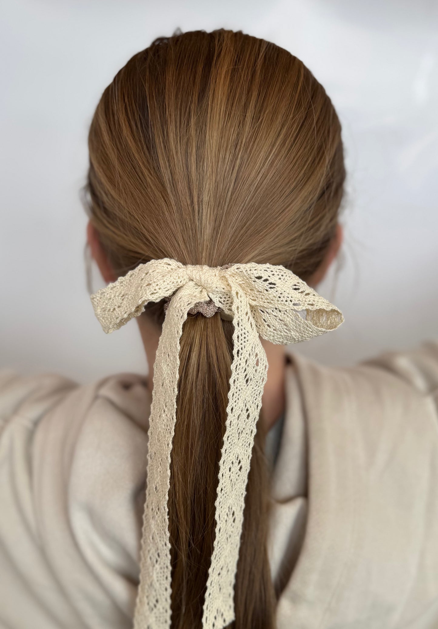 Lace ribbon scrunchie