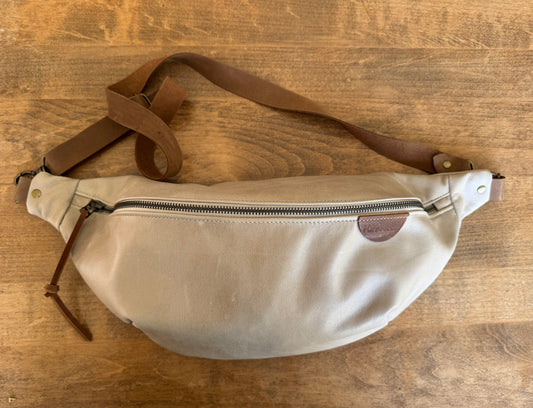 Poppyseeds Large Leather Bum Bag